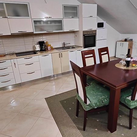 Apartmani Antonia Nakic -Stobrec Сплит Экстерьер фото